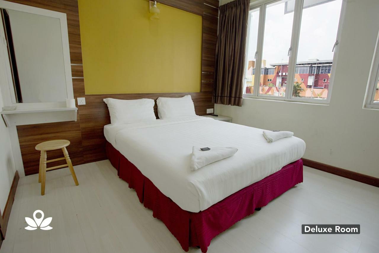 Golden Night Hotel Subang Jaya Exterior foto